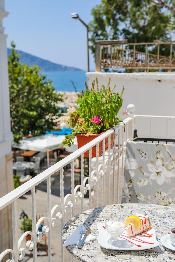 Turkuaz Pansiyon Kaş Esterno foto