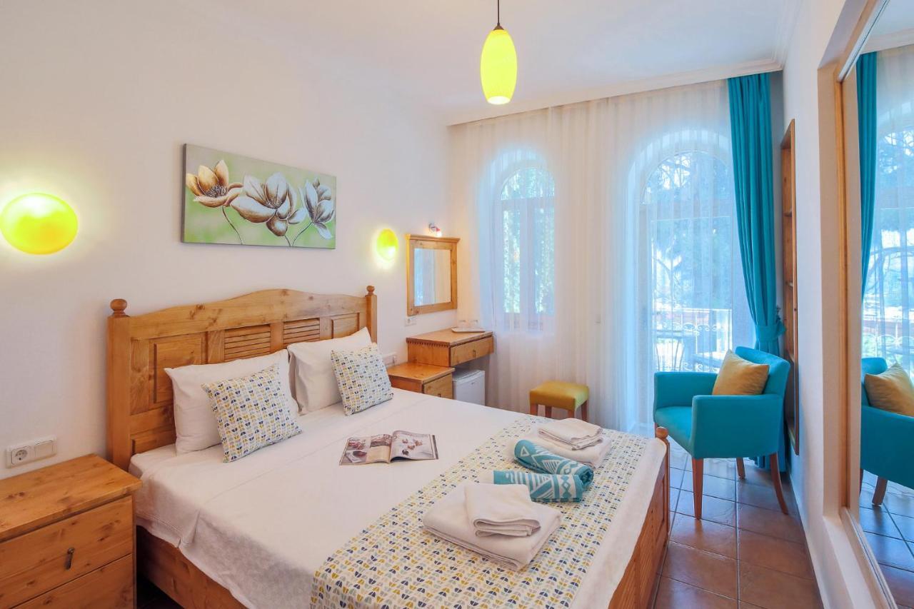 Turkuaz Pansiyon Kaş Esterno foto