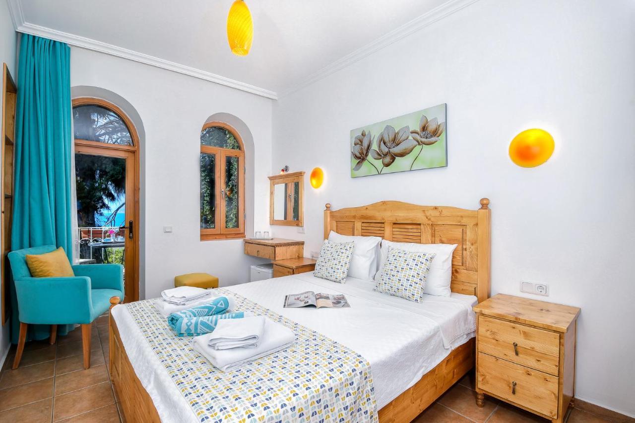 Turkuaz Pansiyon Kaş Esterno foto