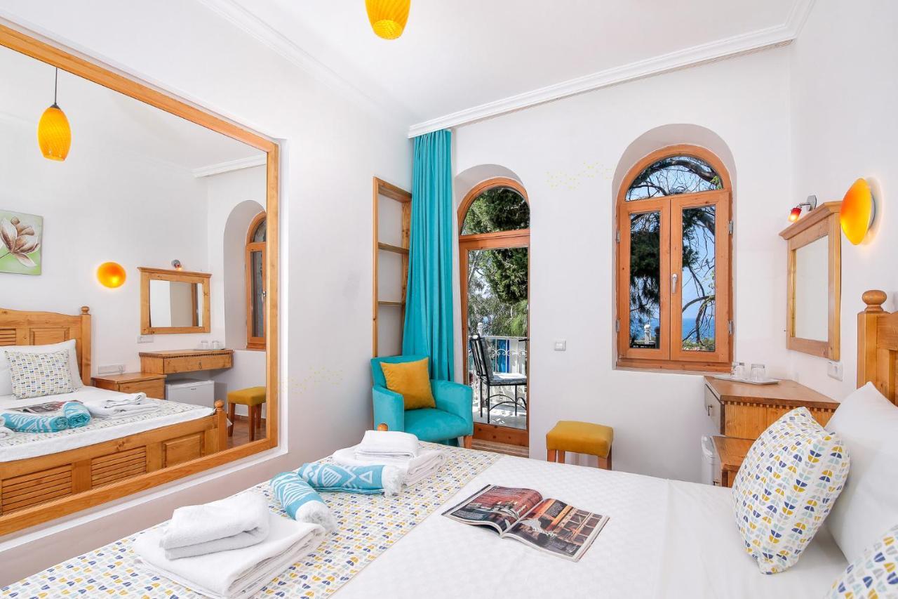 Turkuaz Pansiyon Kaş Esterno foto