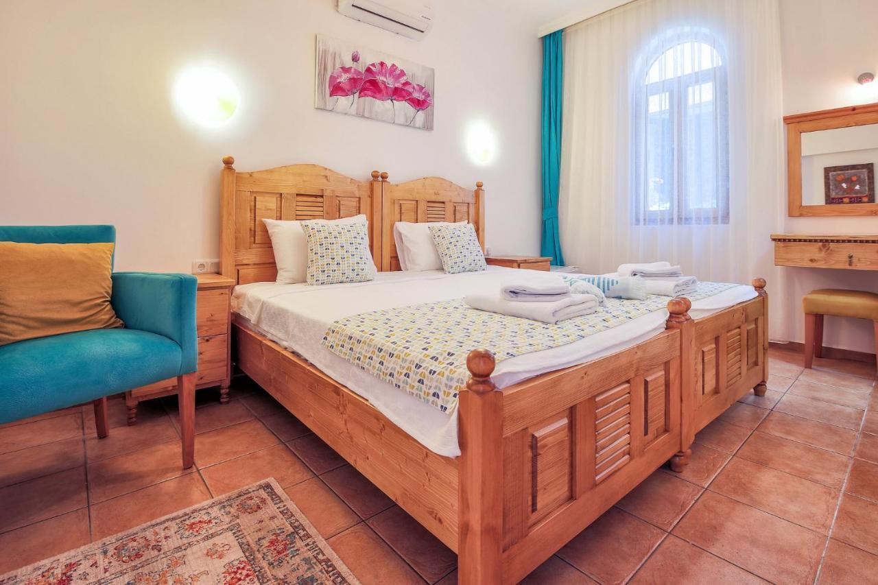 Turkuaz Pansiyon Kaş Esterno foto