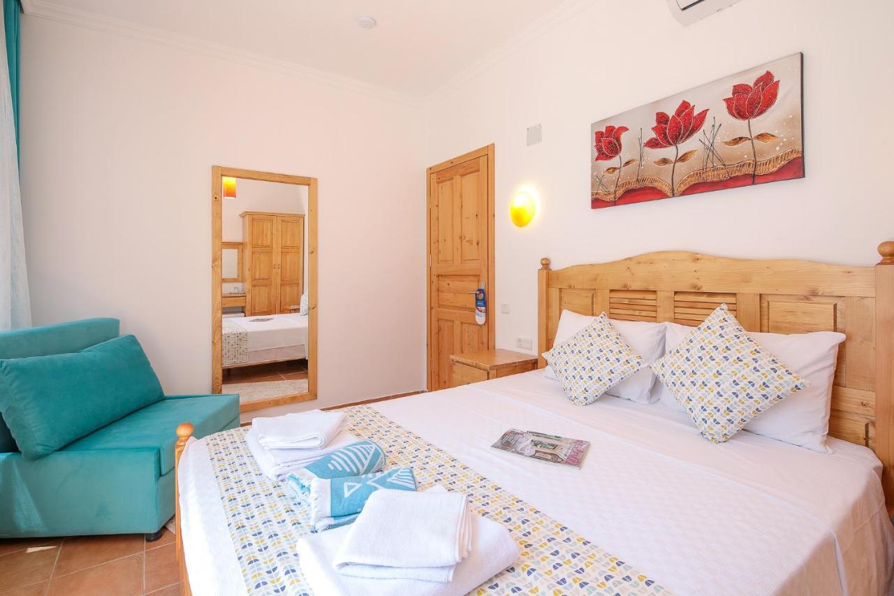Turkuaz Pansiyon Kaş Esterno foto