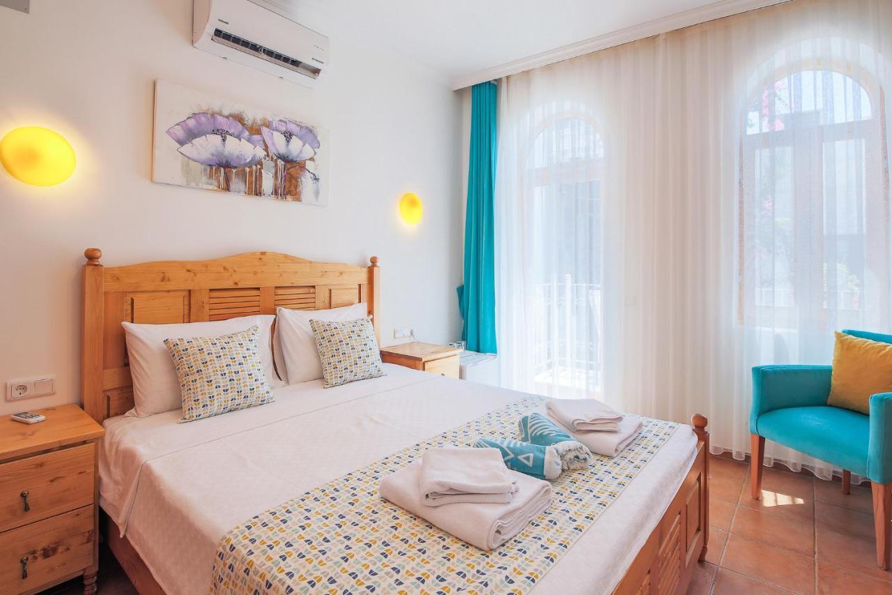 Turkuaz Pansiyon Kaş Esterno foto
